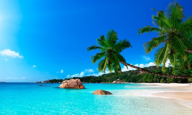 Biển Vắng Sầu Khơi