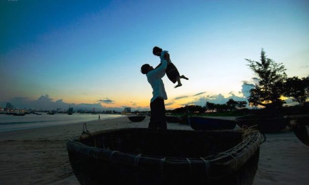 Ơn Cha Biển Rộng Non Dài