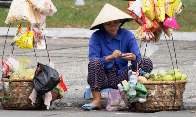 Chị Hàng Rong